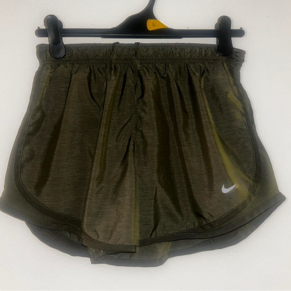 Forest Green Nike Dri-Fit Shorts – Size Large